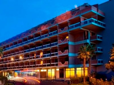 Atahotel Villa Pamphili0