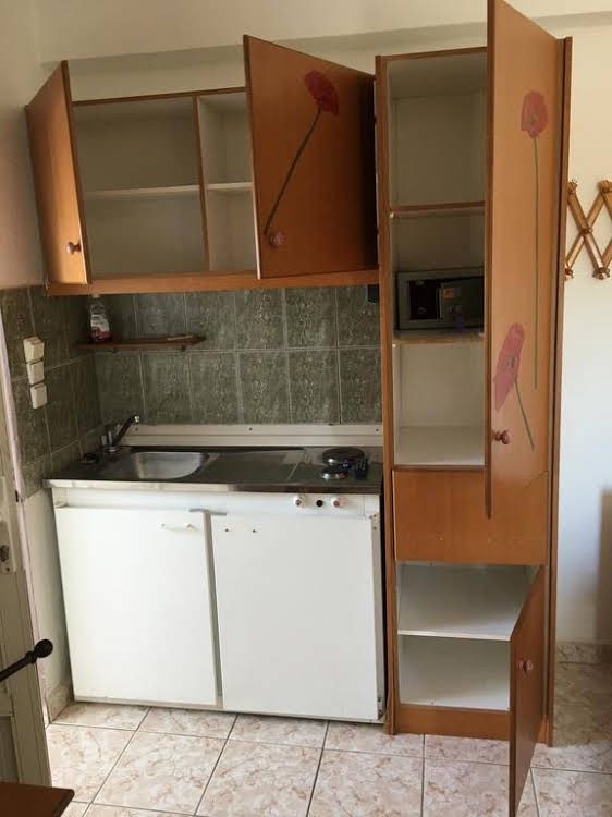Kostas Studios0