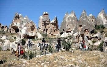 Kemerhan Cave Suites0