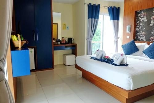 โรงแรมคาลิปโซ่ ป่าตอง (Calypso Patong Hotel)1