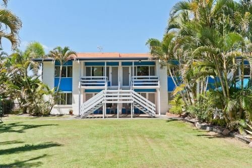 Silver Sands Apartments3