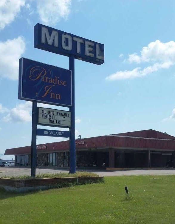 Paradise Inn Motel0