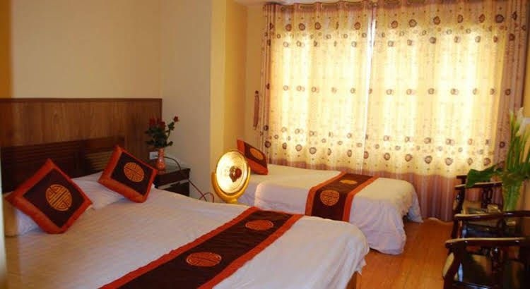 Pumpkin Hotel0