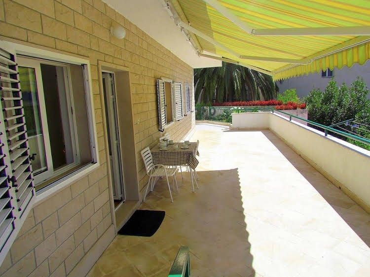 Apartments Pino0