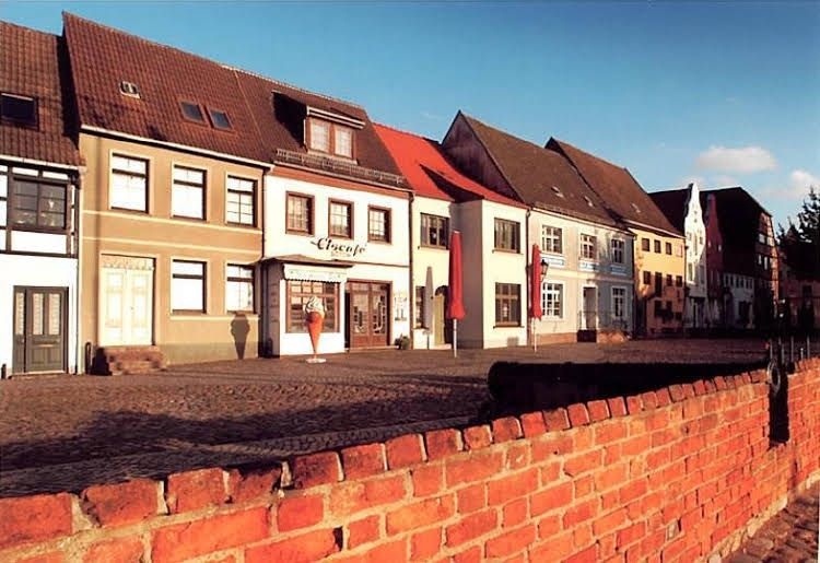 Ferienwohnungen Butow0