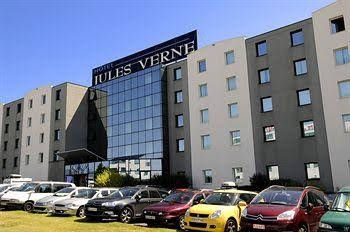 Hotel Jules Verne Premium0