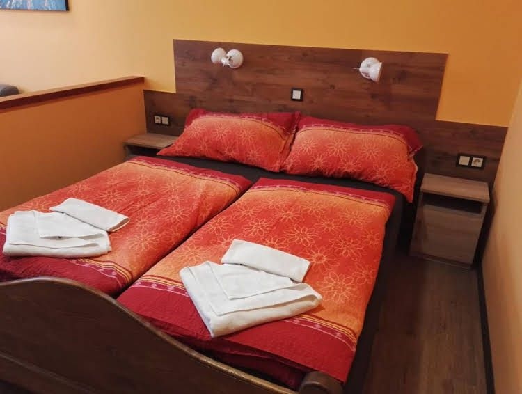 Aranyhal Apartman0