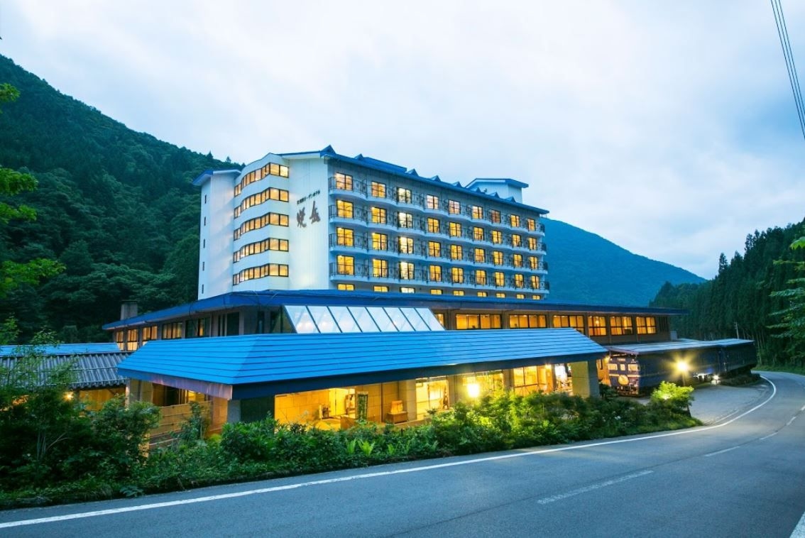 โอะกุฮิดะ การ์เดน โฮเต็ล ยาเกะดาเกะ (Okuhida Garden Hotel Yakedake)1