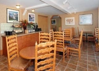 Comfort Inn Ship Creek4