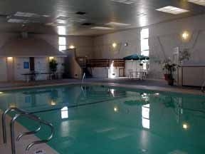 Comfort Inn & Suites2