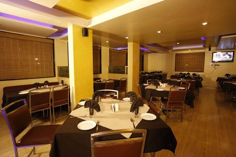 Hotel Sanket Inn0