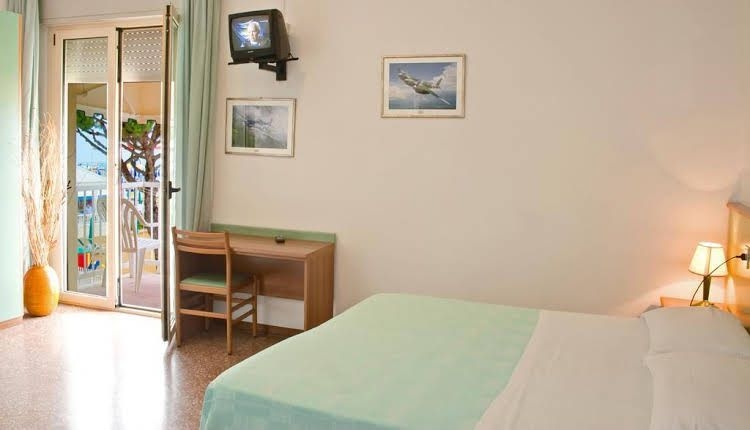 Hotel Janeiro0