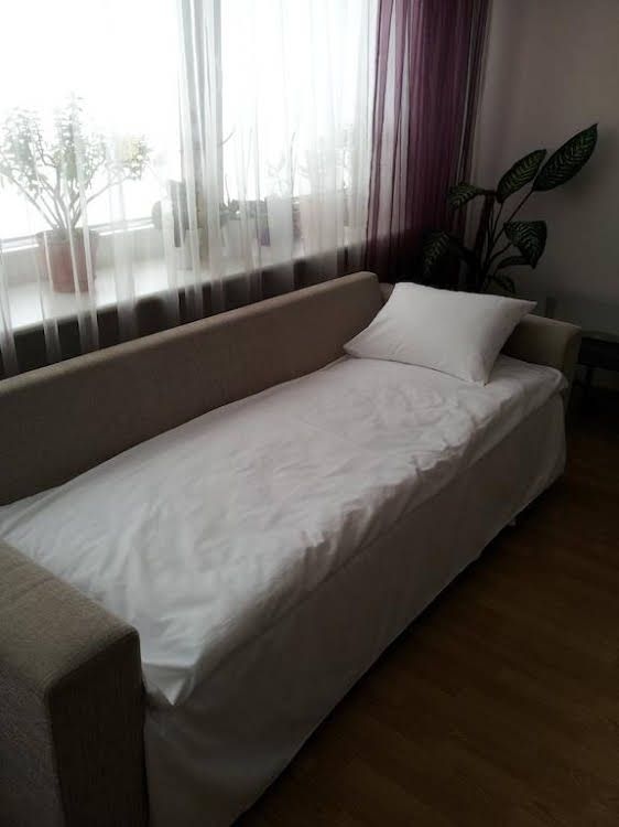 Astra Apartment0