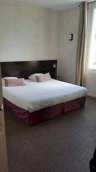 Hotel Le Synaya0