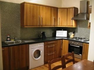 ApartmentsApart Edinburgh4