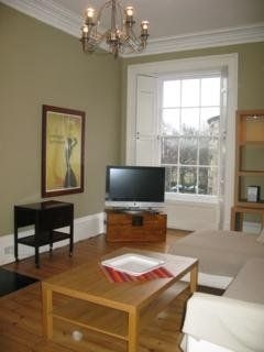 ApartmentsApart Edinburgh1