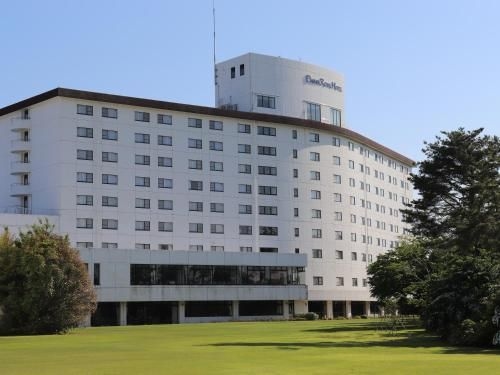 เมอร์คิวร์ โนโท รีสอร์ท แอนด์ สปา (Mercure Noto Resort & Spa)1
