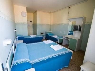 Hotel Viscount0