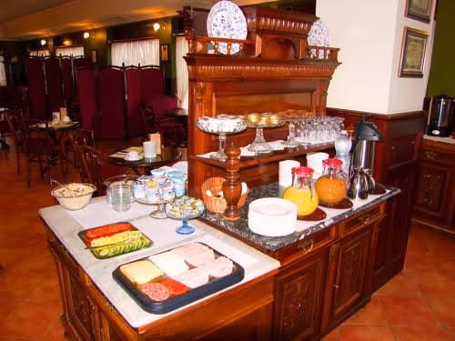 Adler Hotel0
