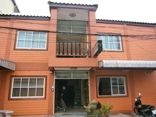 บ้านออรา (Aura House)0