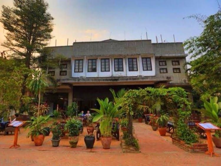 Lao Blossom Residence0