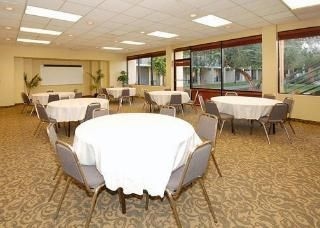 Quality Inn & Suites Downtown4