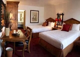 Clarion Hotel Scottsdale3