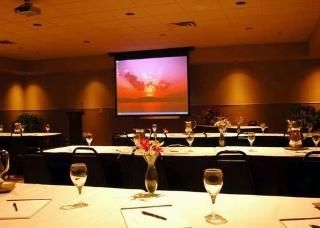 Clarion Hotel Scottsdale1