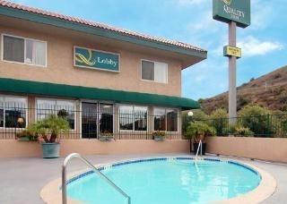 Quality Inn Near Qualcomm Stadium2