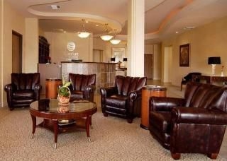 Comfort Inn & Suites3