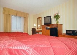 Comfort Inn Airport1