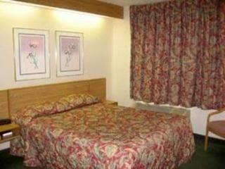 Sleep Inn Airport1