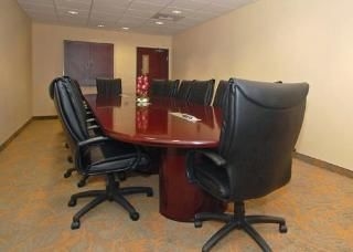Comfort Inn & Suites Airport3