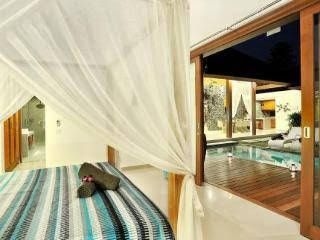 Villa Flores0