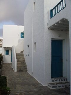 Cyclades Studios2