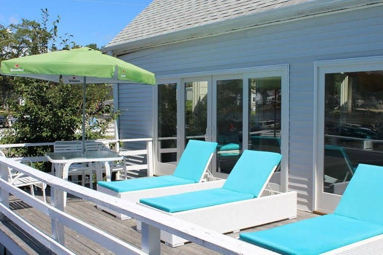 Rocktide Inn0