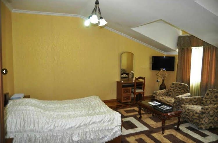 Duta Hotel0