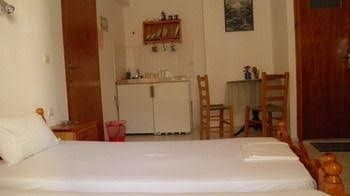Machi's Guest House0