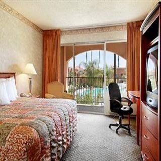 Red Lion Hotel1