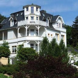 Haus in der Sonne0
