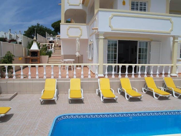 Villa Mariamar0