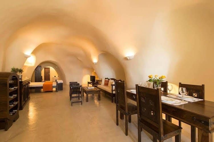Enalion Suites0