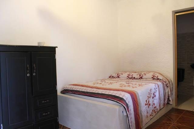 Pitstop Hostel0