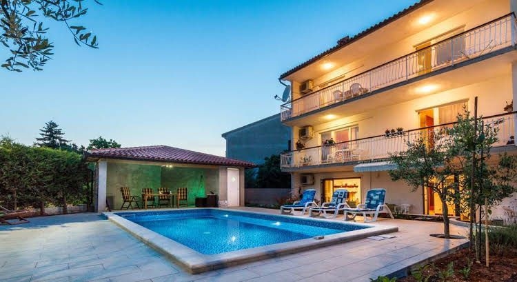 Apartments Villa Alba0
