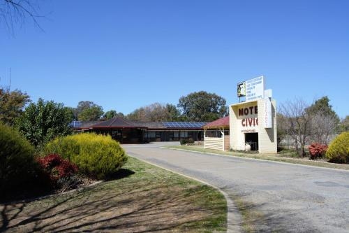 Civic Motor Inn0