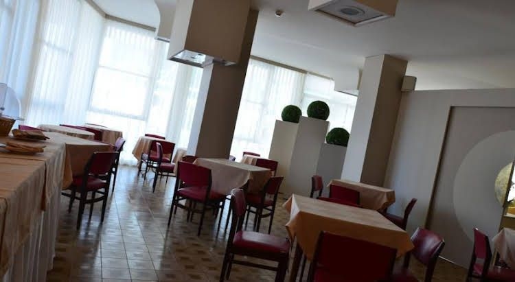 Hotel Mirage0