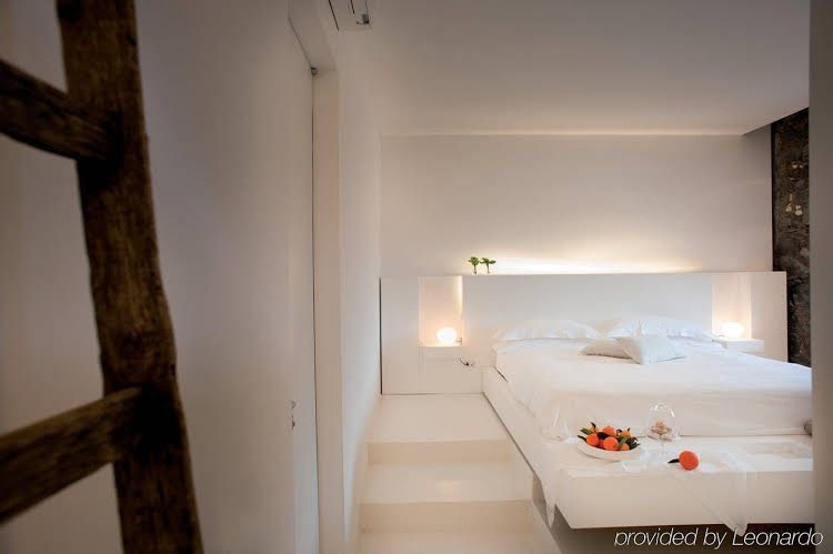Zash Boutique Hotel0