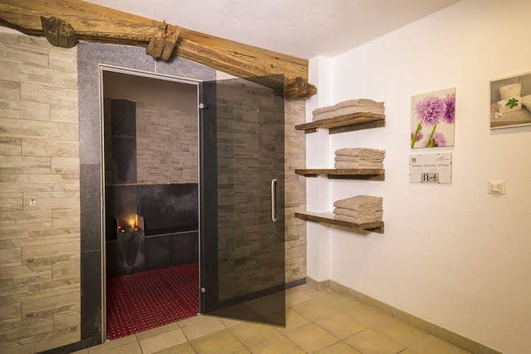 เซอร์แมท บัดเจ็ต รูม (Zermatt Budget Rooms)0