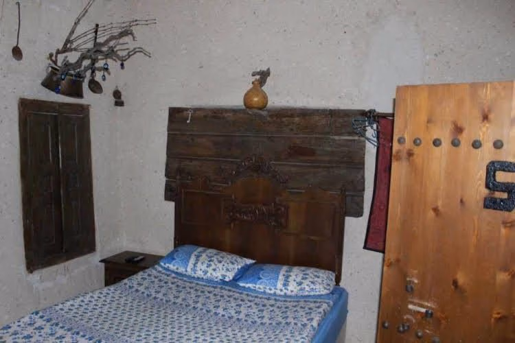 Crazy Horse Pension0