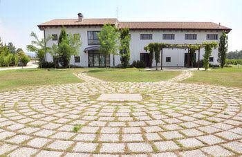 Bioagriturismo Tirtha0